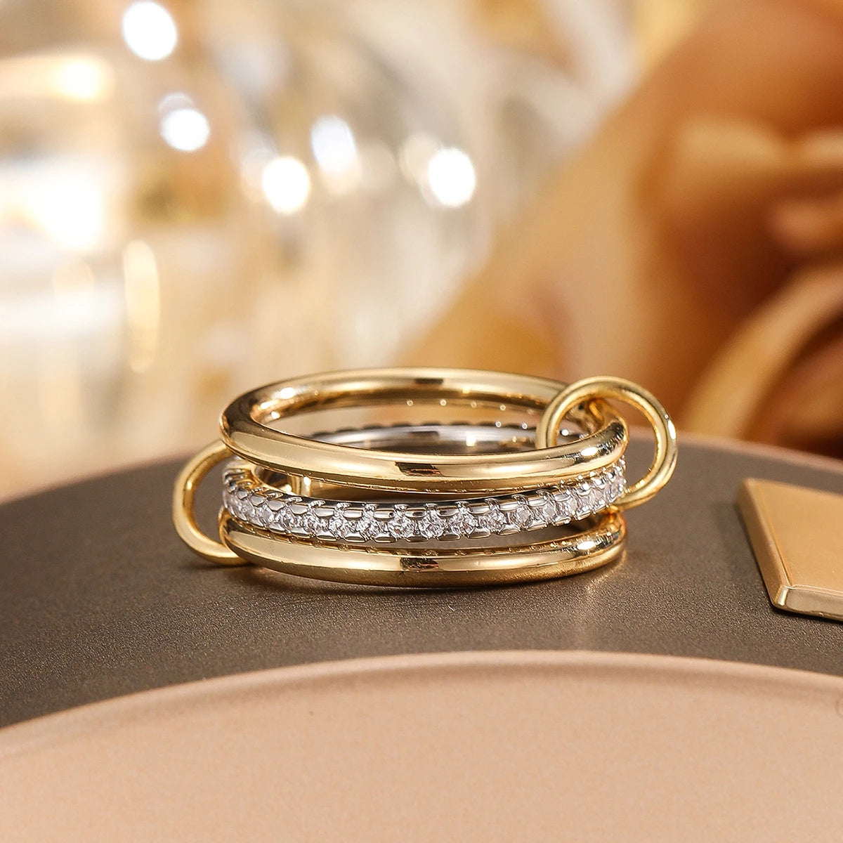 Chic Two - Tone Ring Set