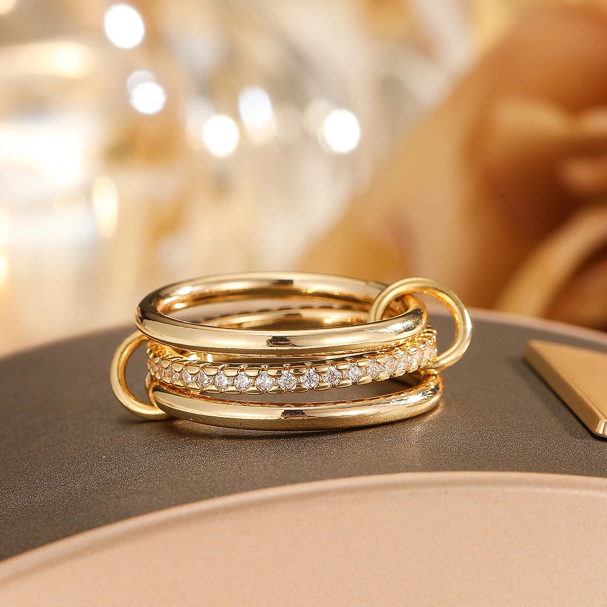 Chic Two - Tone Ring Set